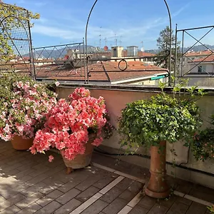  Apartment Cherubini Italy